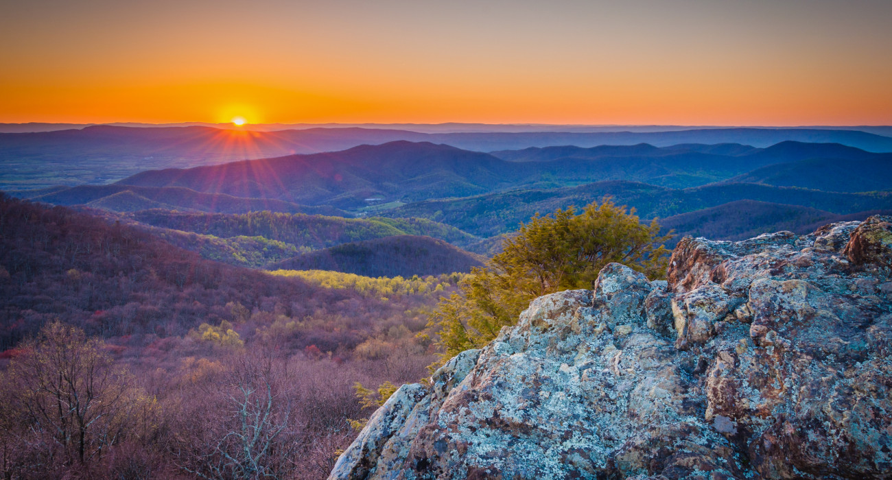 Sunset over the Blue Ridge from Bearfence Mountain, in Shenandoah National Park, Virginia